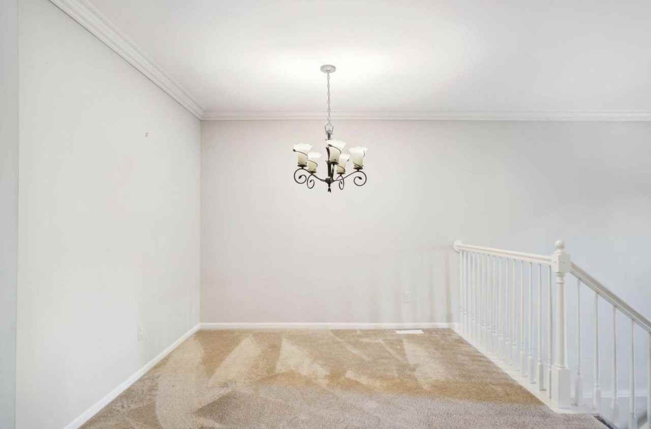2924 Barclay Way - Photo 7 of 17