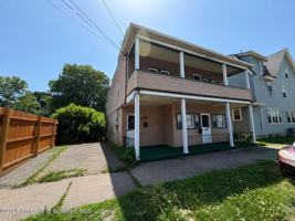 featured image of 610 Moosic St #B