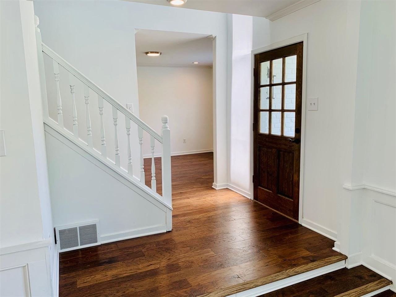 8935 Enton Cv - Photo 3 of 25