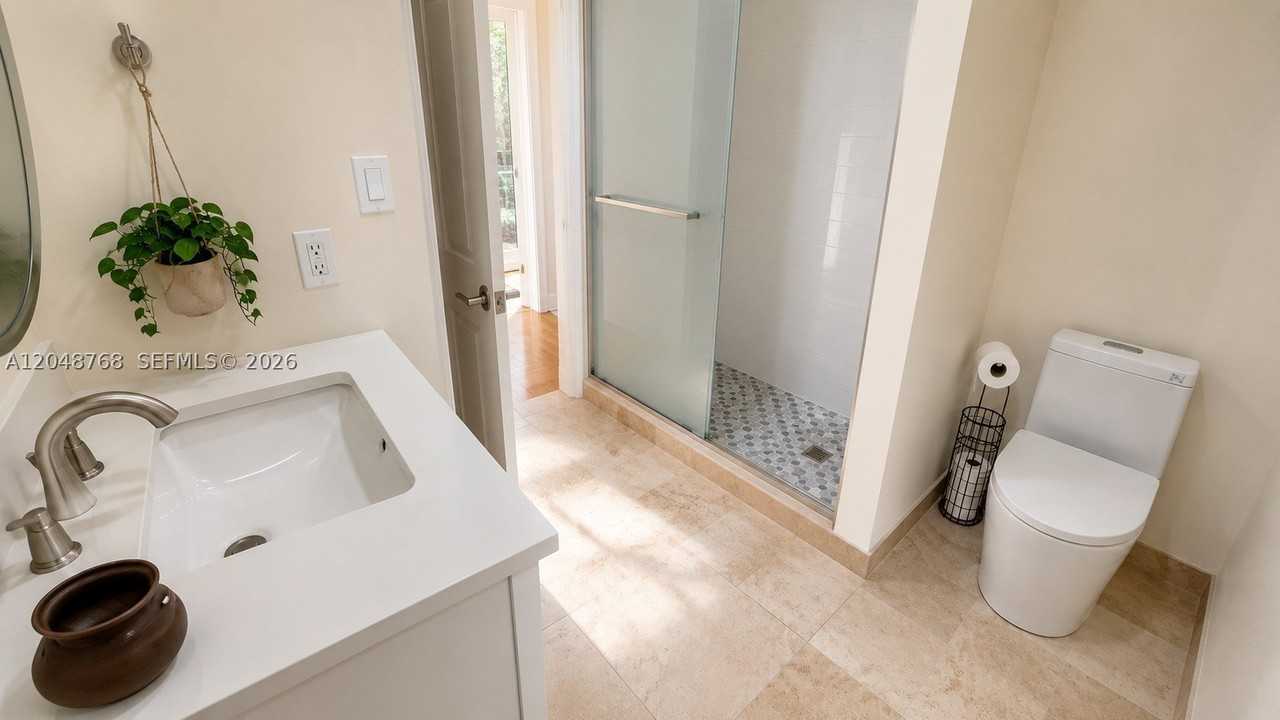 9805 Nw 45th Ln - Photo 5 of 15