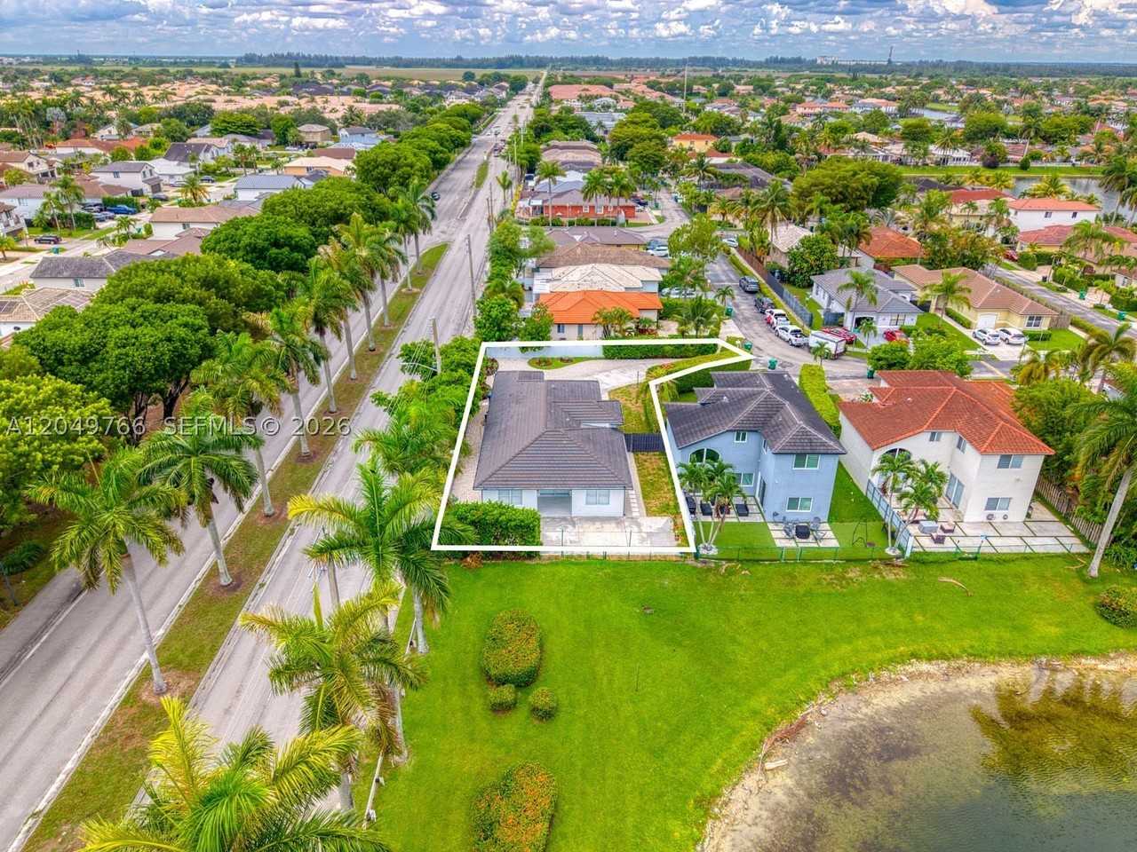 15950 Sw 71st Ter - Photo 6 of 27