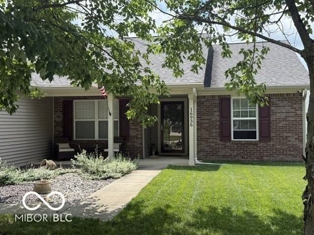 16936 Brigg Ct - Photo 2 of 17
