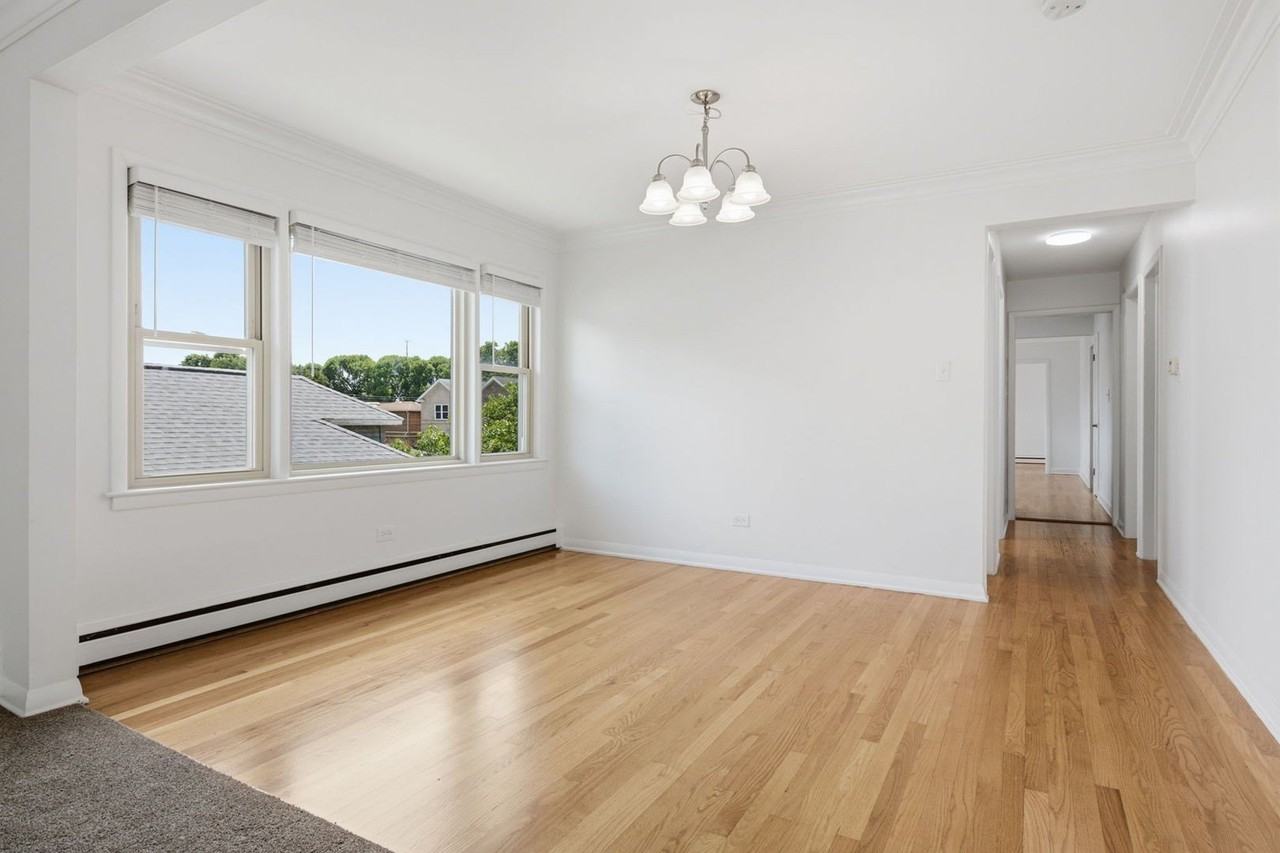 2726 N Nordica Ave #3 - Photo 5 of 27