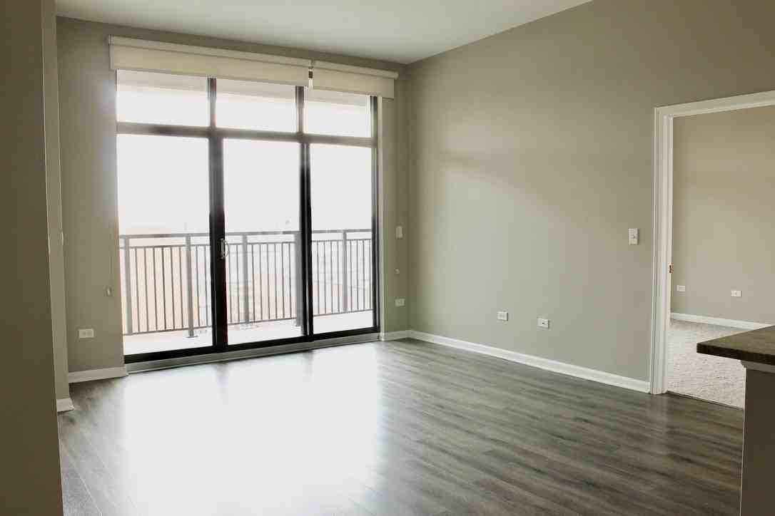 2300 S Michigan Ave #513 - Photo 6 of 16