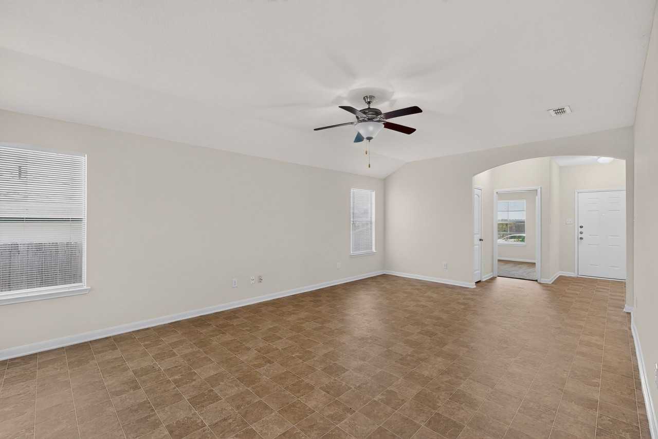 4029 Saint Christian St - Photo 6 of 40