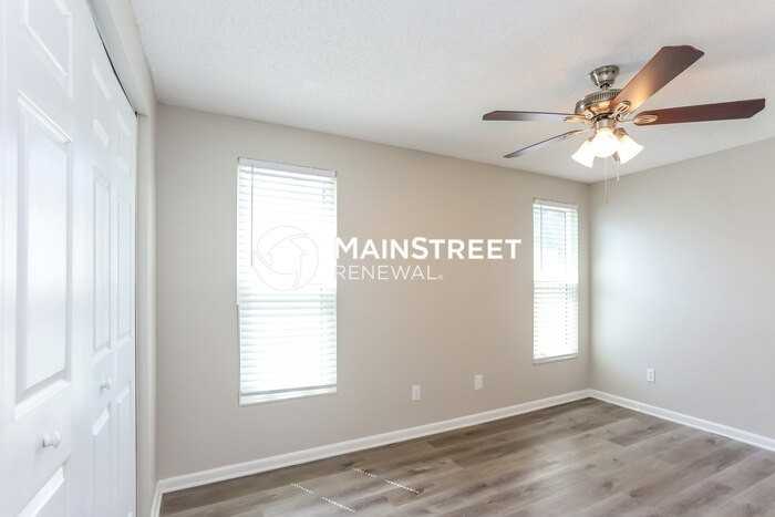 2216 Selkirk St - Photo 7 of 16