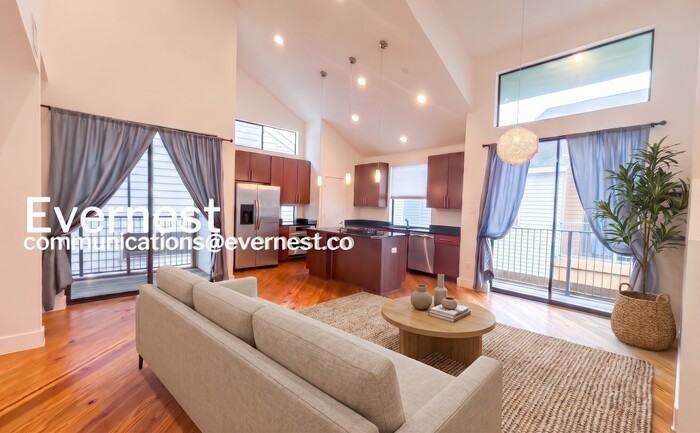 4508 Maxie St #B - Photo 5 of 29