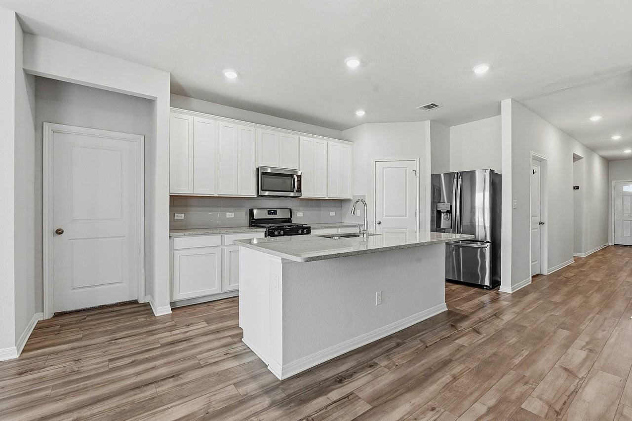 3053 Mill Run Bnd - Photo 6 of 27