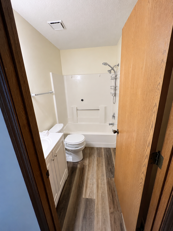 2038 Essex Dr #2038 - Photo 7 of 7