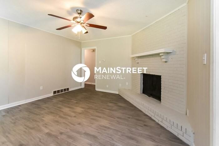 3571 Castleman St - Photo 6 of 17