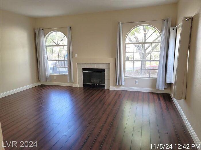 2605 Glen Green Ave - Photo 3 of 37