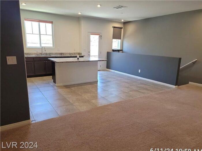 1301 Raritan Pl - Photo 6 of 31
