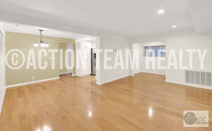 2430 S Elizabeth St #1 - Photo 6 of 18
