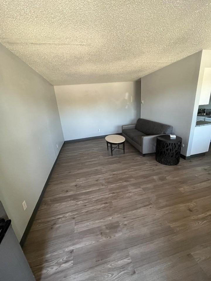 1337 Canyon Rd - Photo 3 of 10