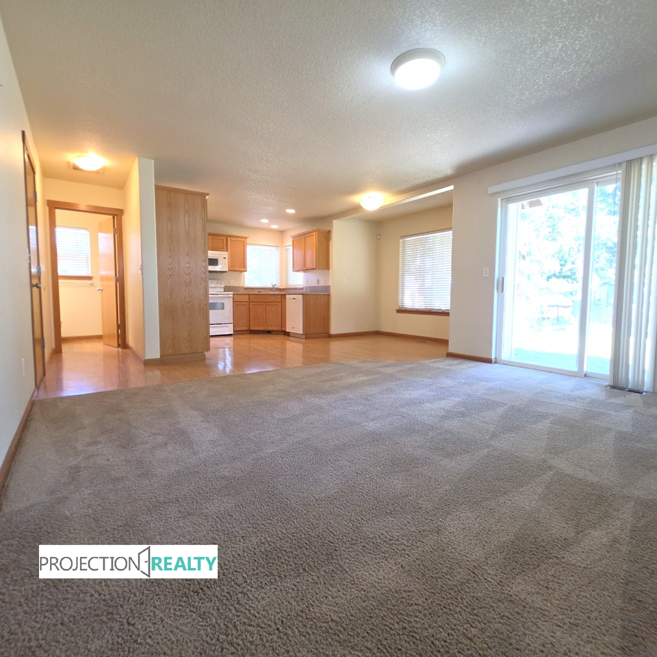 33918 Se Oak St #1 - Photo 6 of 35