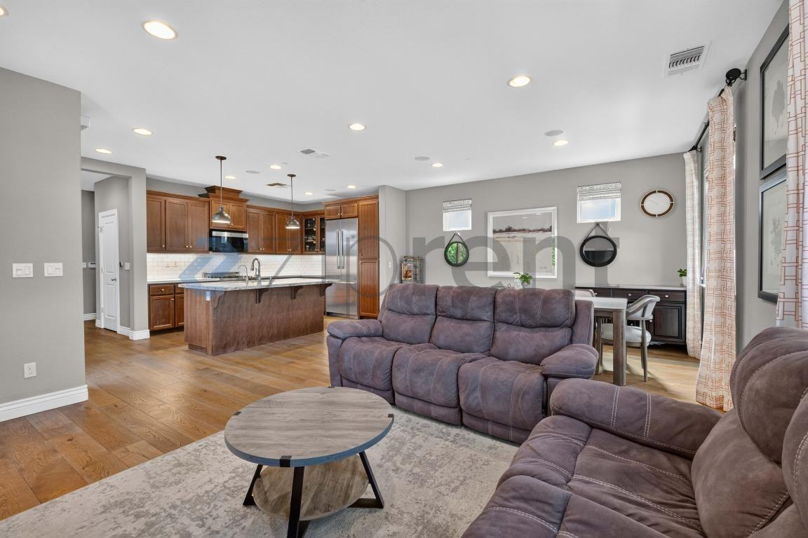 4293 Sunset View Dr - Photo 7 of 33