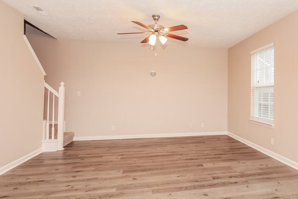 2707 Nugget Ct - Photo 4 of 17