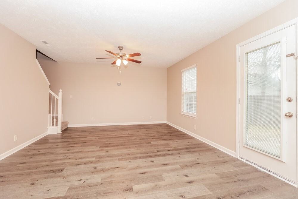2707 Nugget Ct - Photo 5 of 17