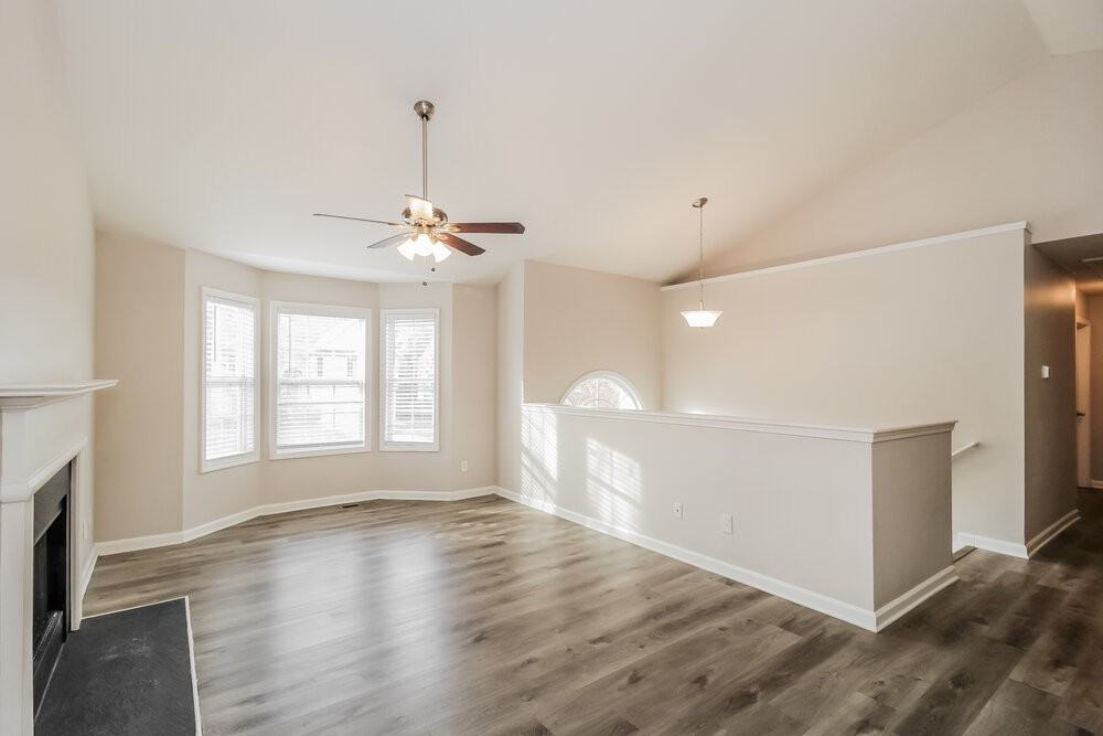 6548 Snowbird Ln - Photo 4 of 17