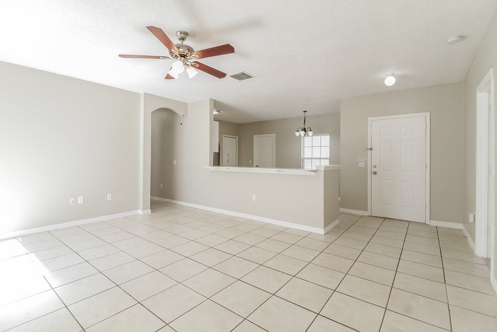 1005 Dudley Dr - Photo 6 of 16