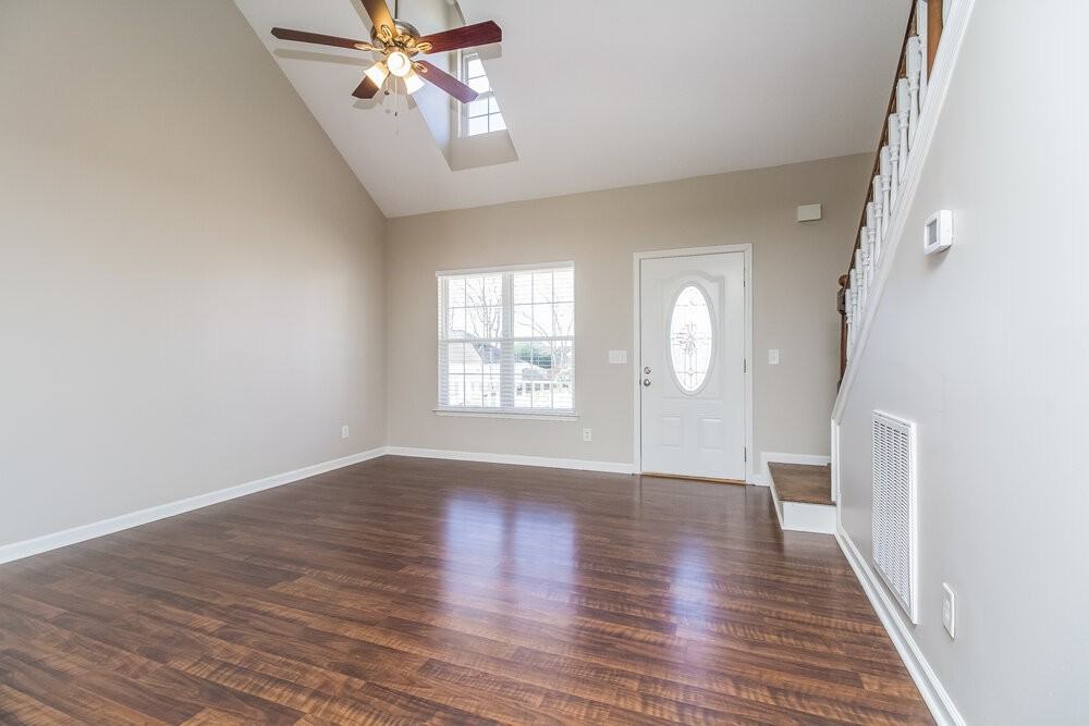922 Sky Valley Trl - Photo 4 of 17