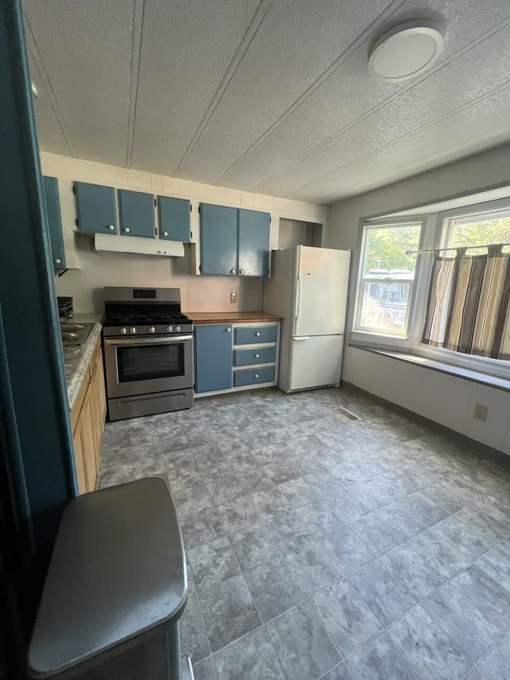 32474 Moat Way #1 - Photo 6 of 12
