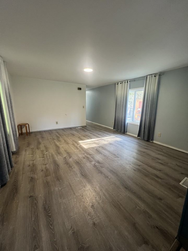 32474 Moat Way #1 - Photo 7 of 12