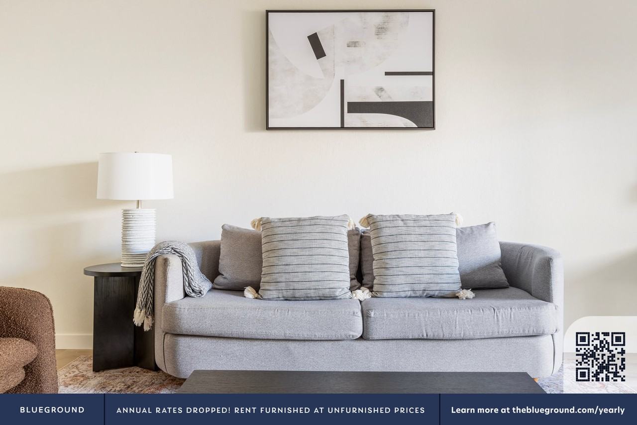 2721 Midtown Ct #1869 - Photo 4 of 25