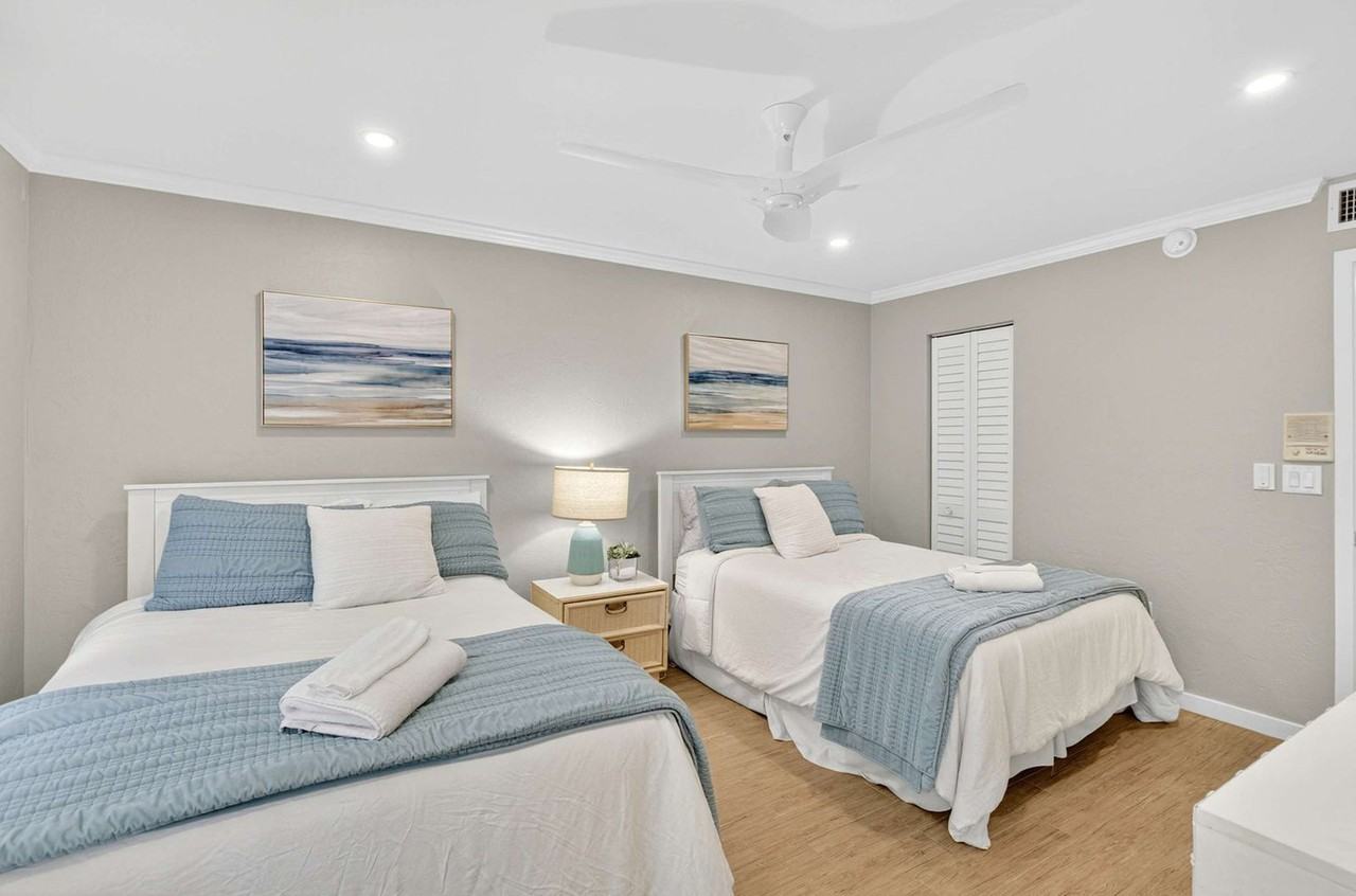 5201 Gulf Of Mexico Dr #1578376P - Photo 7 of 34