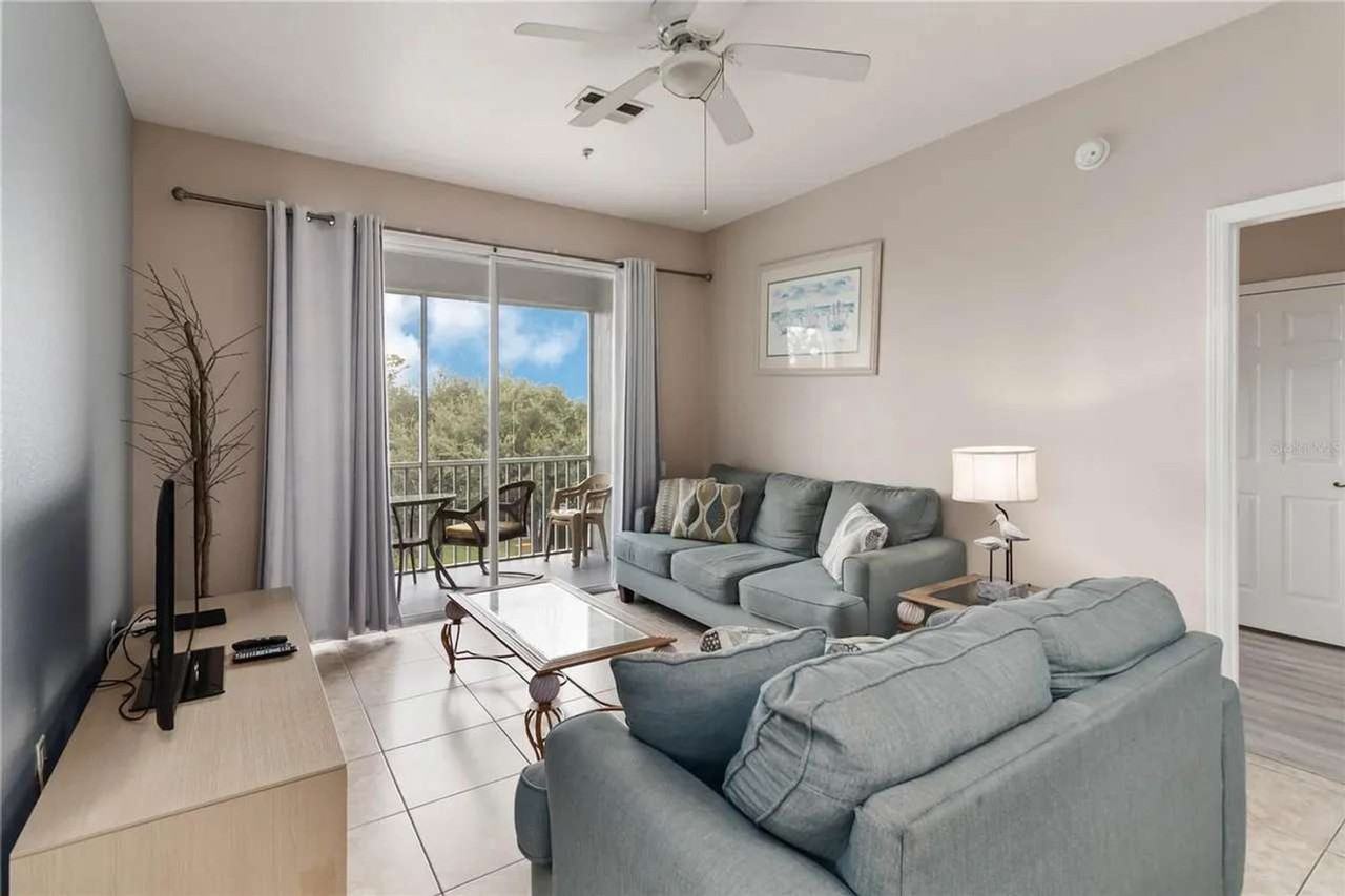 8105 Coconut Palm Way #1580538P - Photo 3 of 43