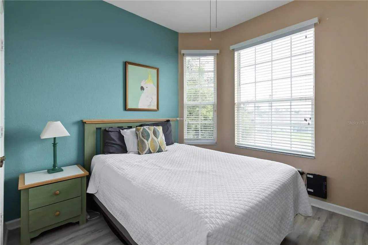 8105 Coconut Palm Way #1580538P - Photo 6 of 43