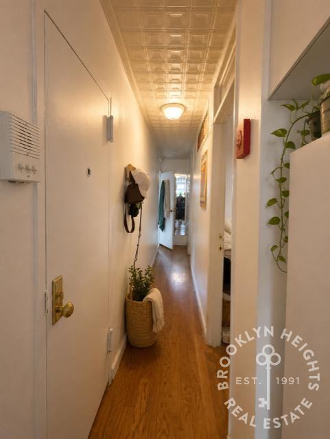 Bergen St #1 - Photo 3 of 9