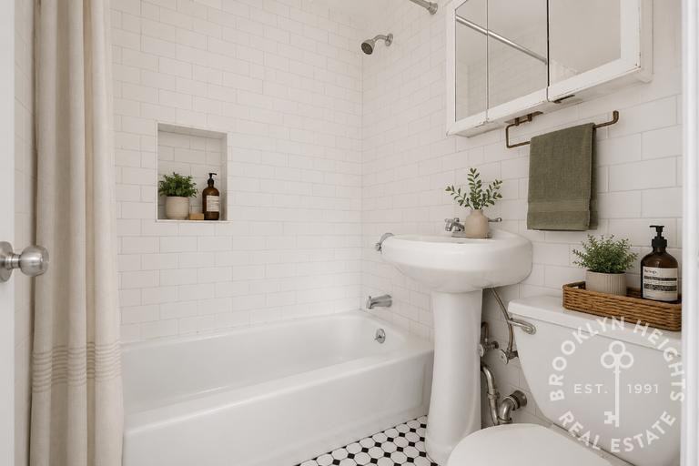 6th Ave #3B - Photo 3 of 5