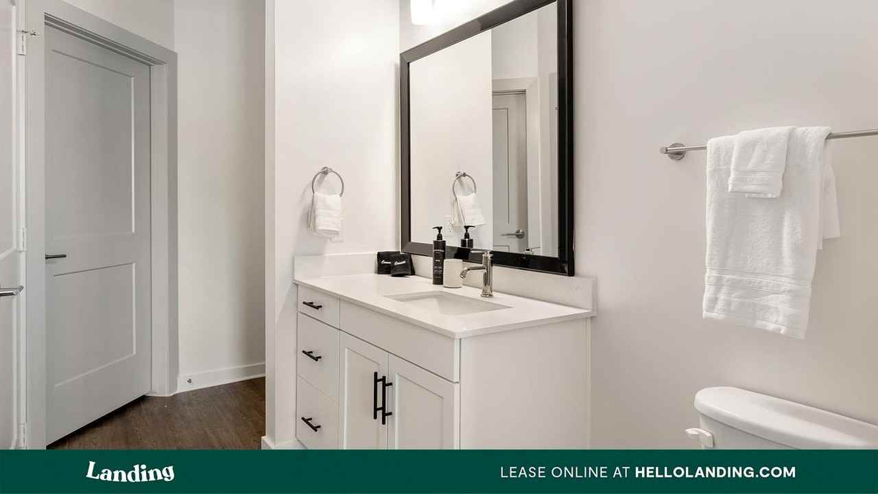 3900 Robinson Rd - Photo 5 of 50