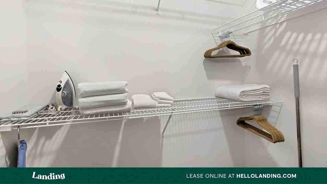 3900 Robinson Rd - Photo 7 of 50