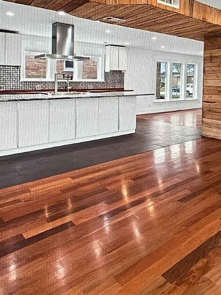 7807 South Nagle Avenue - Photo 5 of 11