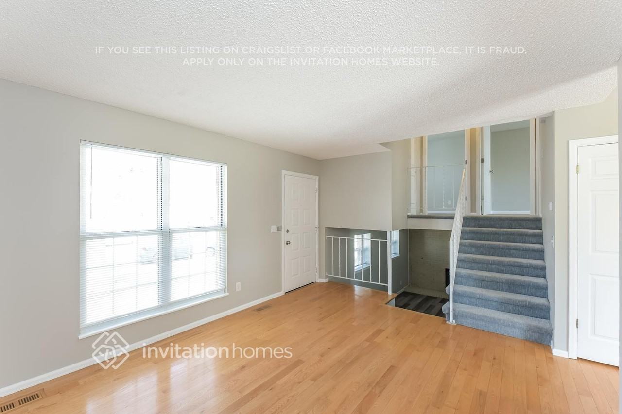 1276 S Lewiston Way - Photo 5 of 16