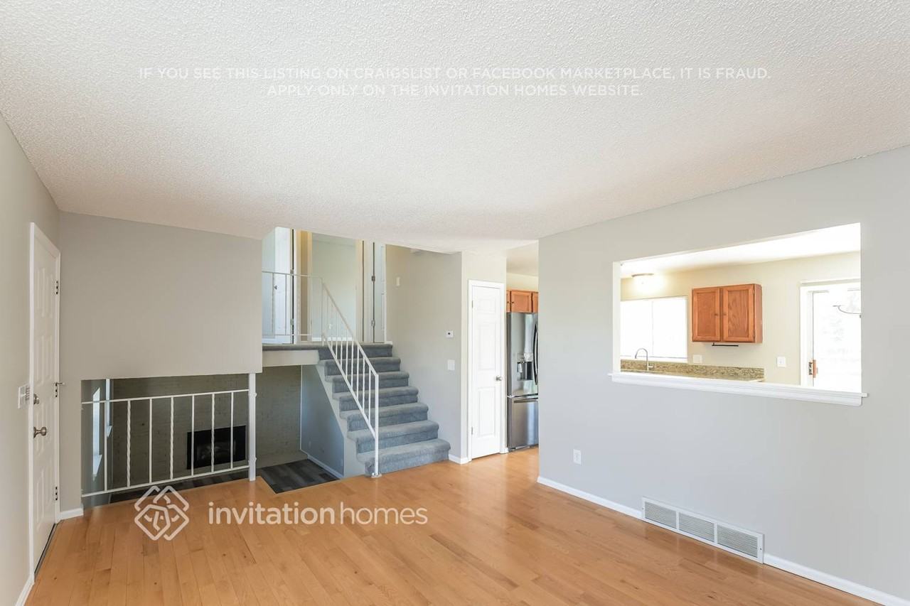 1276 S Lewiston Way - Photo 6 of 16