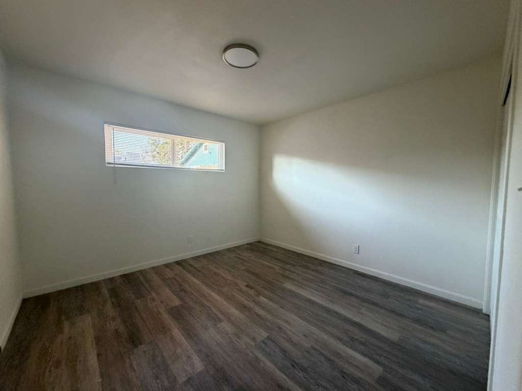427 N Orange Ave #A - Photo 4 of 6