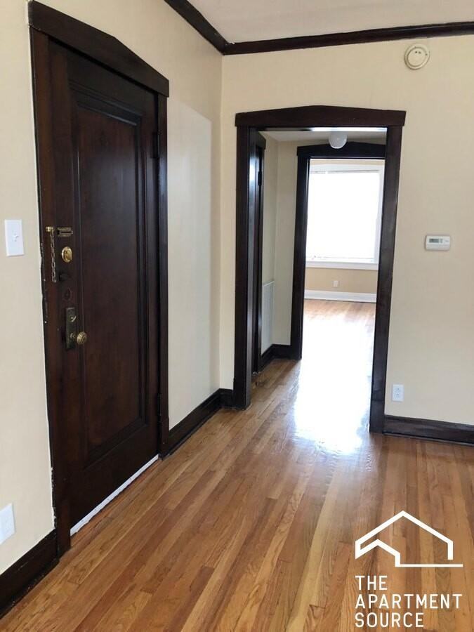 5103 W 21st St #10 - Photo 3 of 7