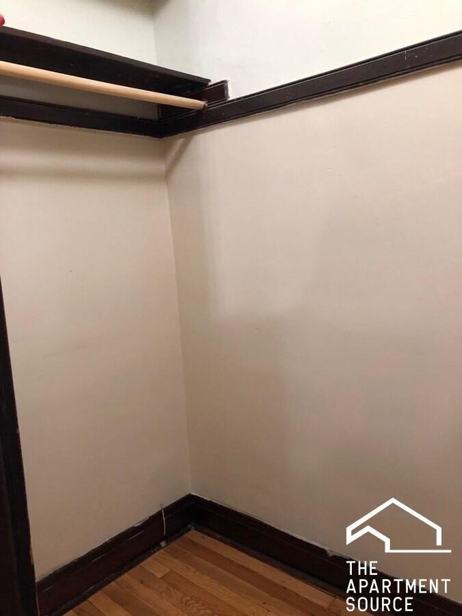 5103 W 21st St #10 - Photo 5 of 7