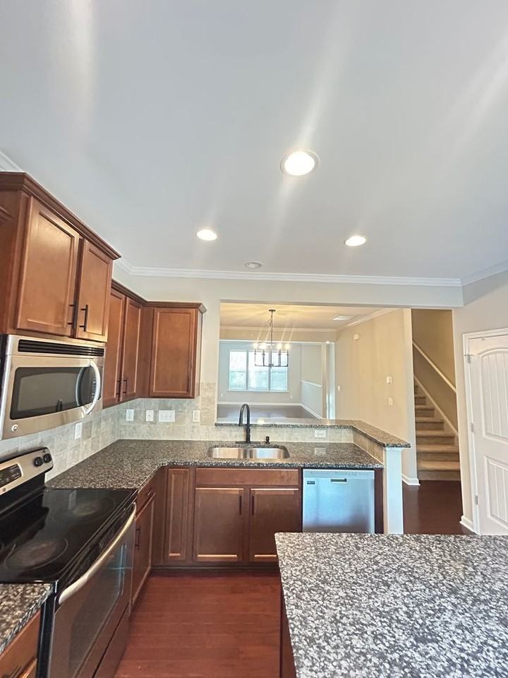 333 Dove Cottage Ln - Photo 7 of 25
