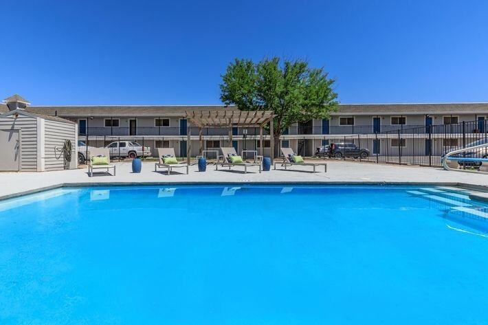 Oak Creek Apartments - Photo 6 of 25