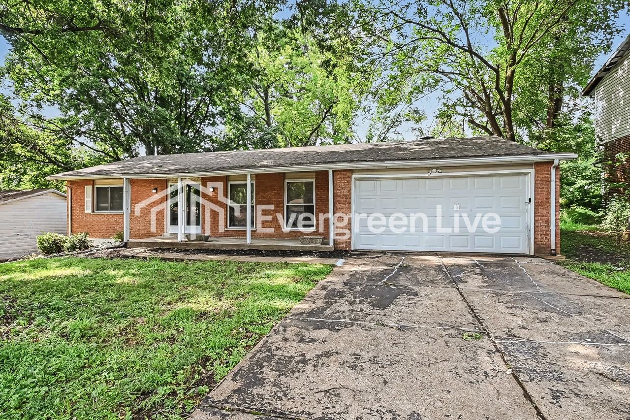 2040 Jenner Ln