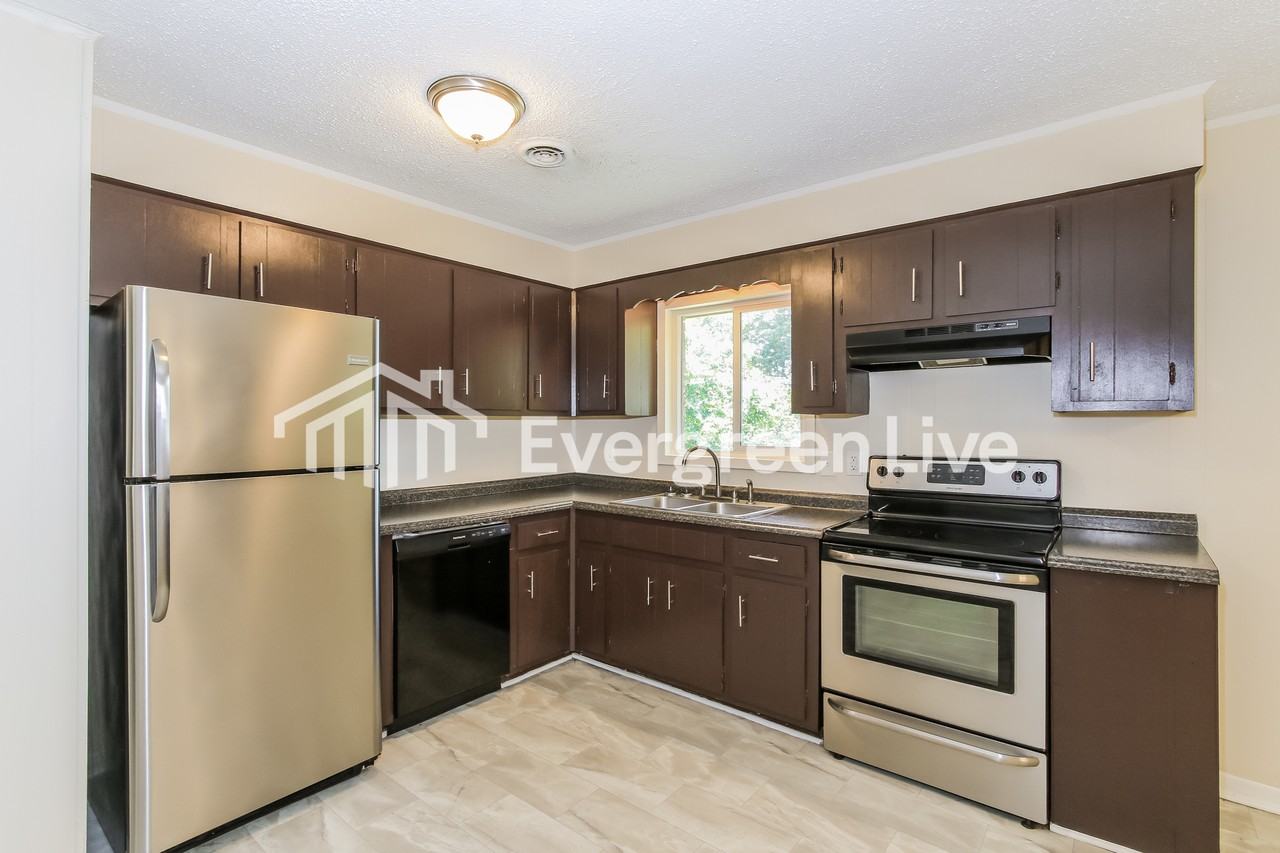 2030 Rosier Rd - Photo 4 of 15
