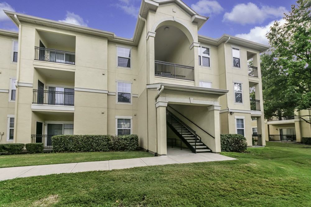 Gateway Park Apartments - Photo 6 of 46