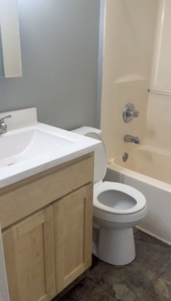 100 McClure St #4 - Photo 3 of 3