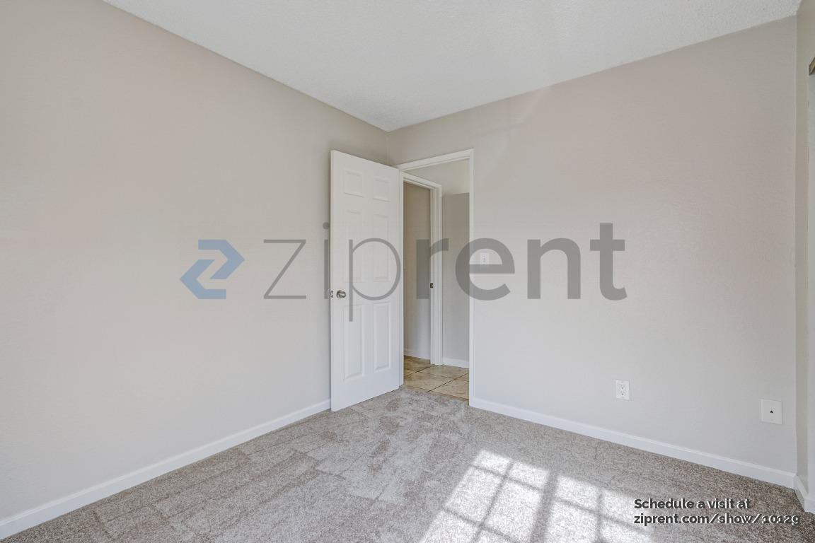908 Beechwood Cir - Photo 6 of 19