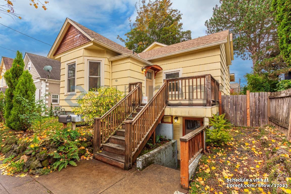 131 Se 30th Pl #A - Photo 3 of 20