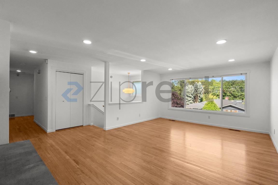 2915 Harris Pl S - Photo 6 of 25